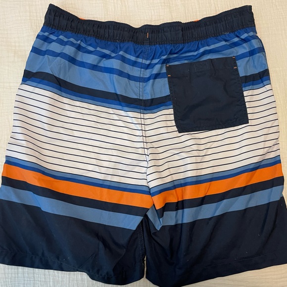 goodfellow size L swim trunks - Picture 3 of 3